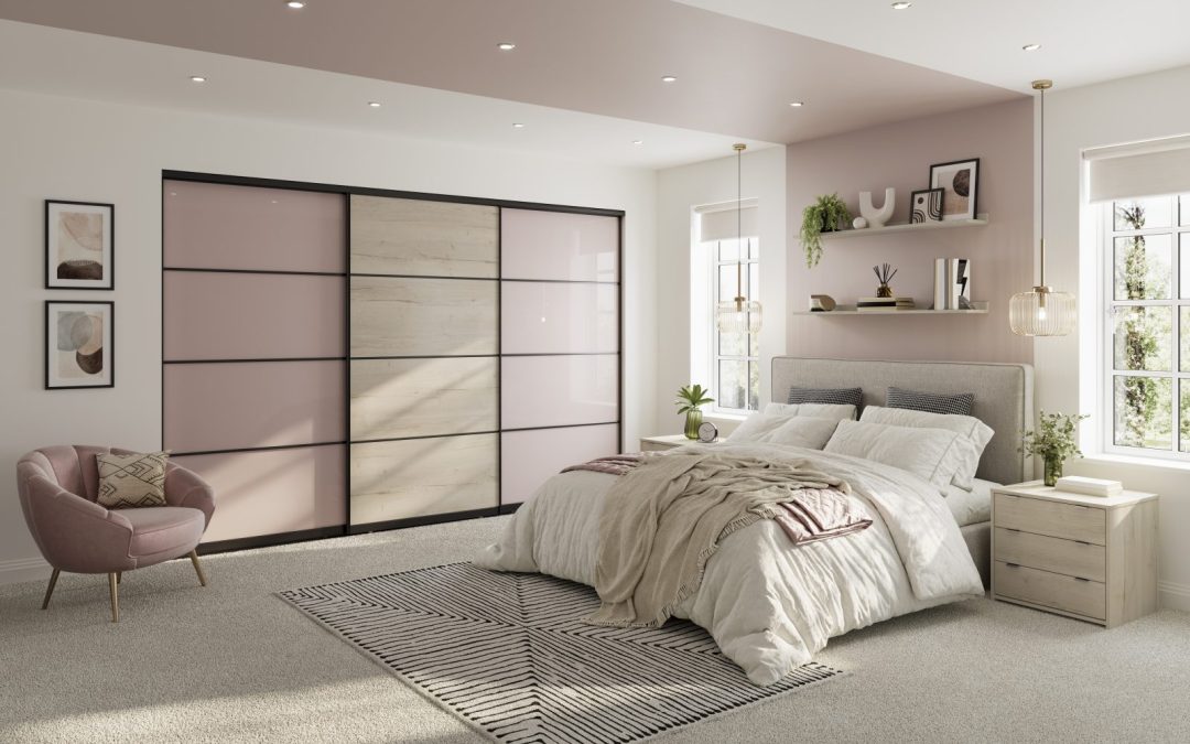 How does a Bespoke Bedroom Maximise Storage Without Compromising Style?